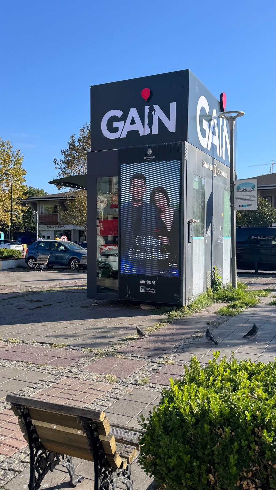 GAİN — Kent kiosku giydirme