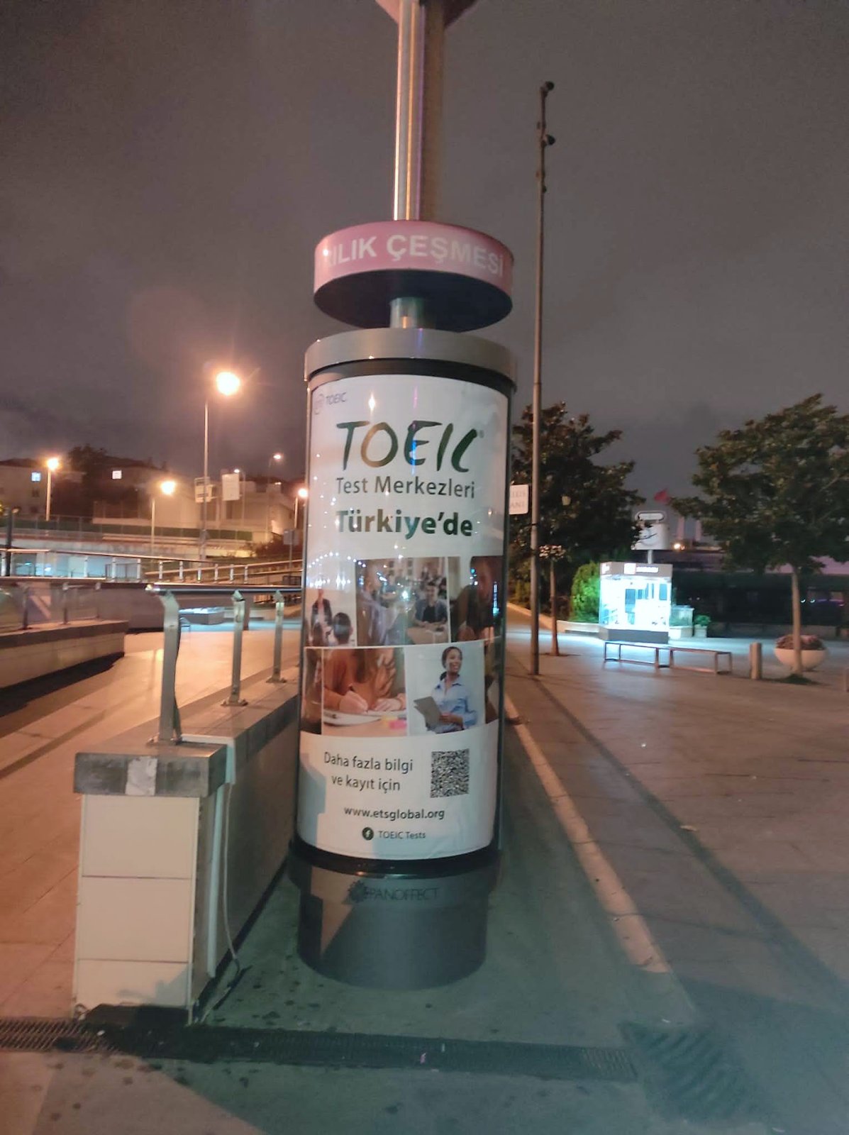 TOEIC — Silindirik reklam uygulaması