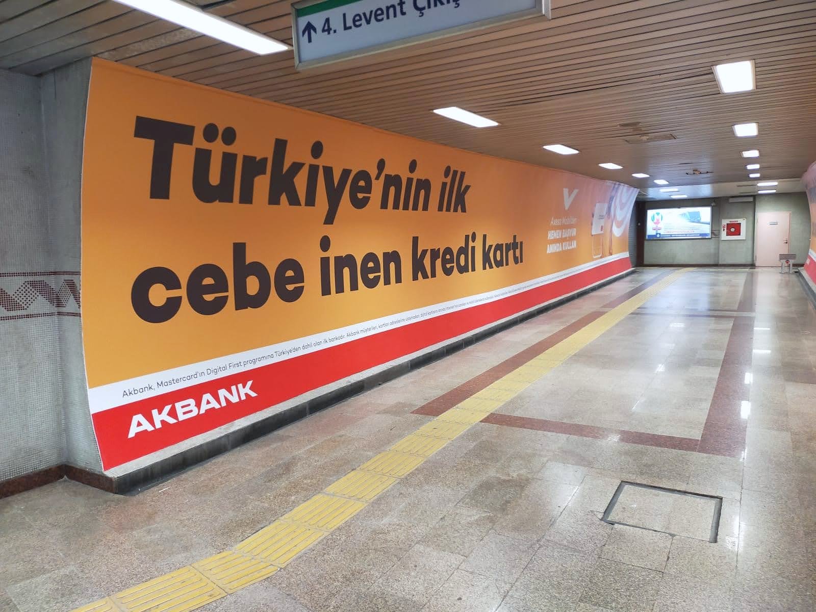 Akbank — Marka tüneli